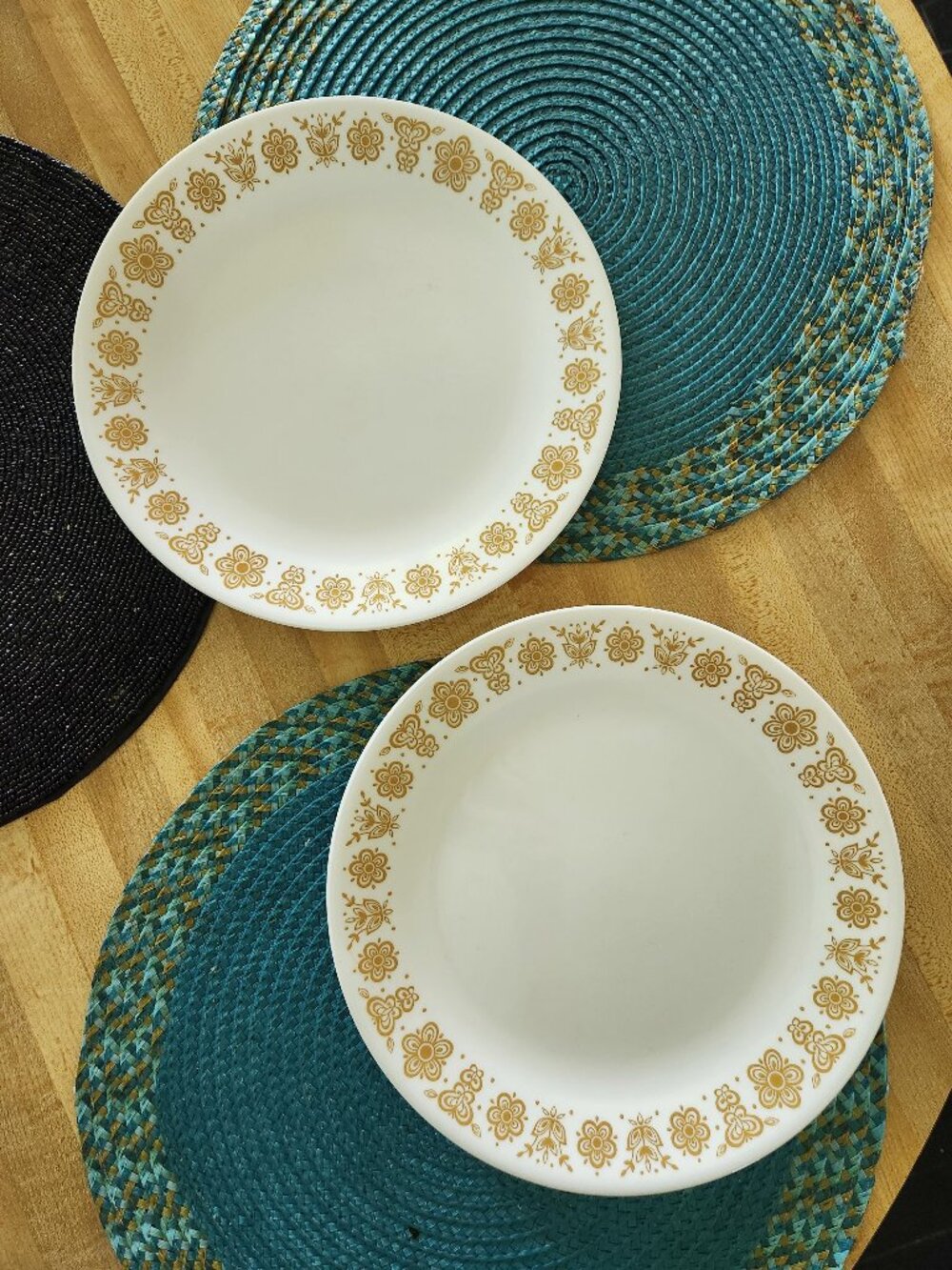 2 Corelle Butterfly Gold Dinner Plates